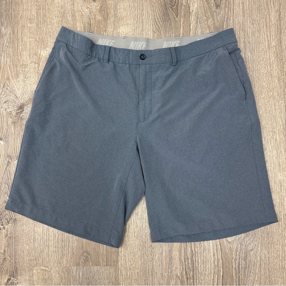 Men's Nike Dri-Fit Golf Performance Shorts - Size 40 - Like New!